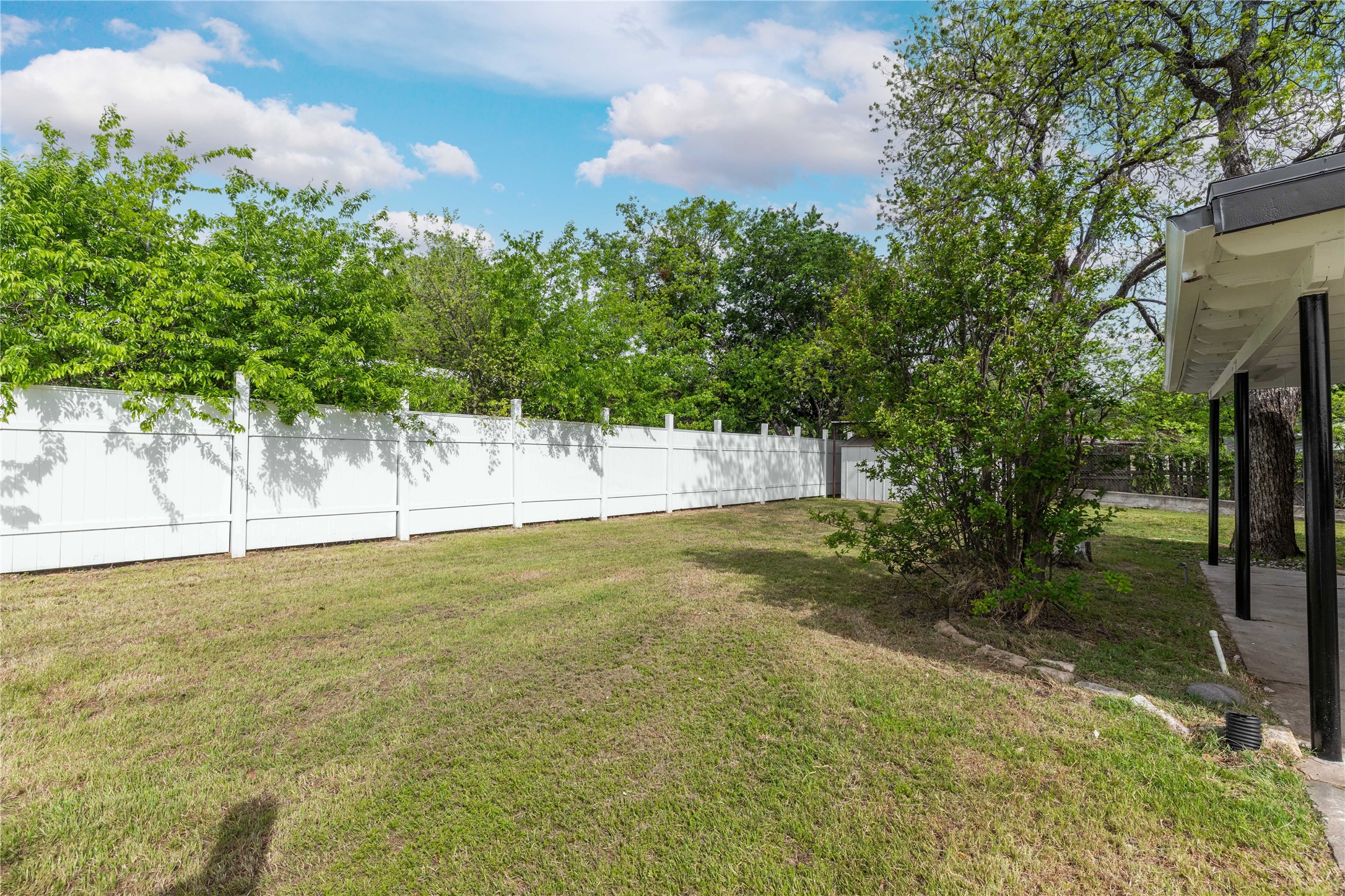 516 S Pecos Street Coleman TX 76834