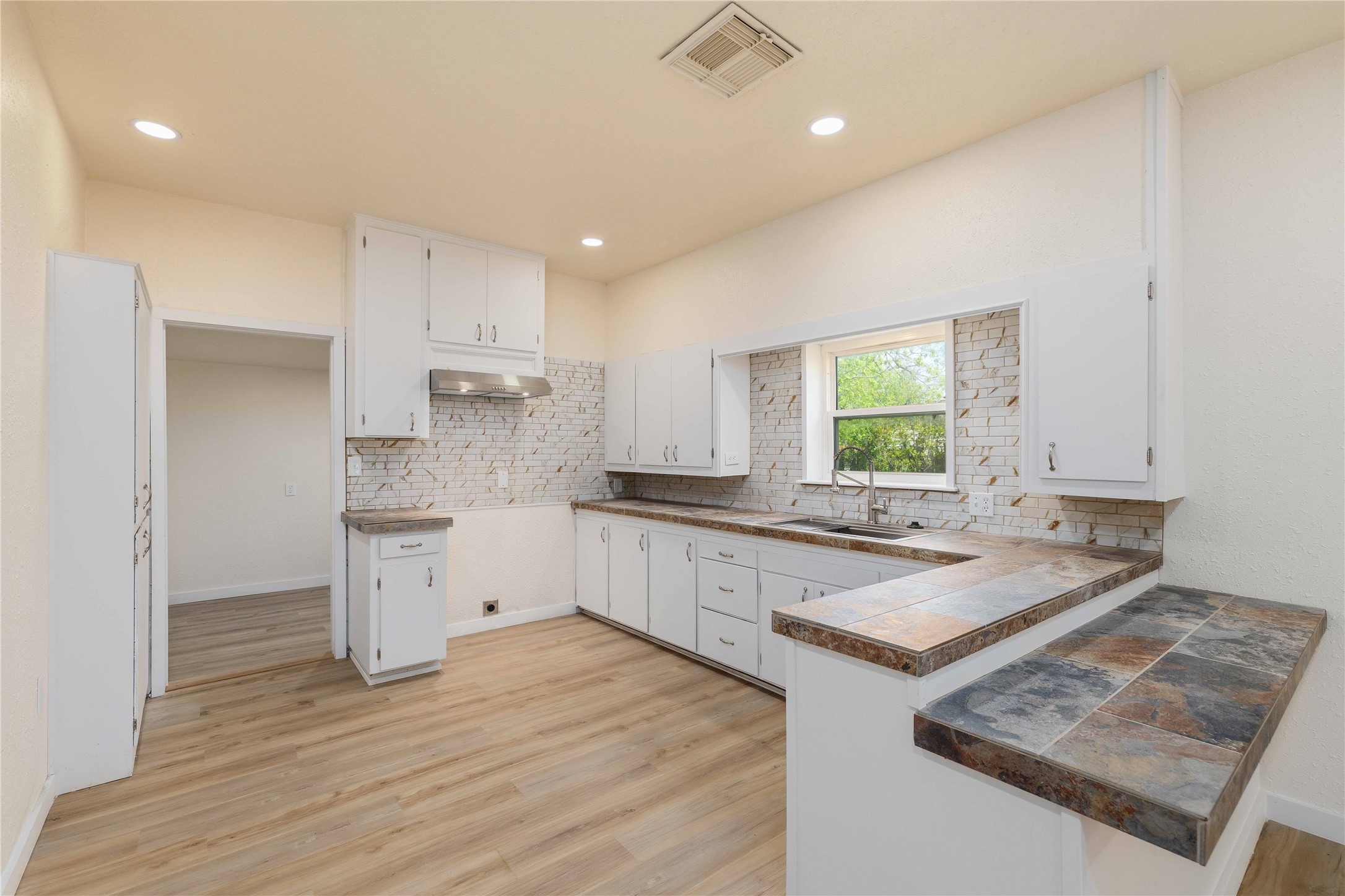 516 S Pecos Street Coleman TX 76834