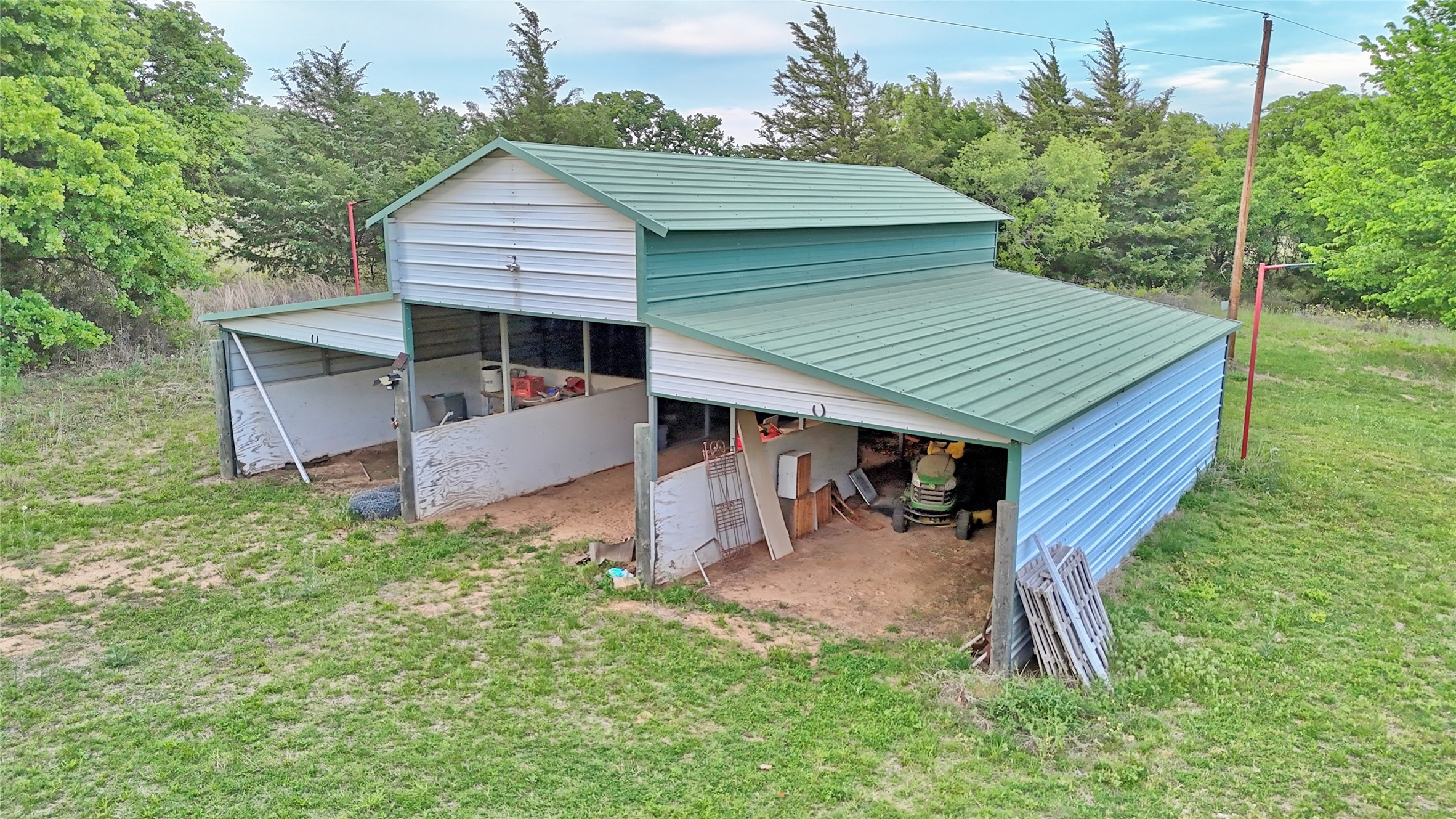 186 County Road 429 Muenster TX 76252