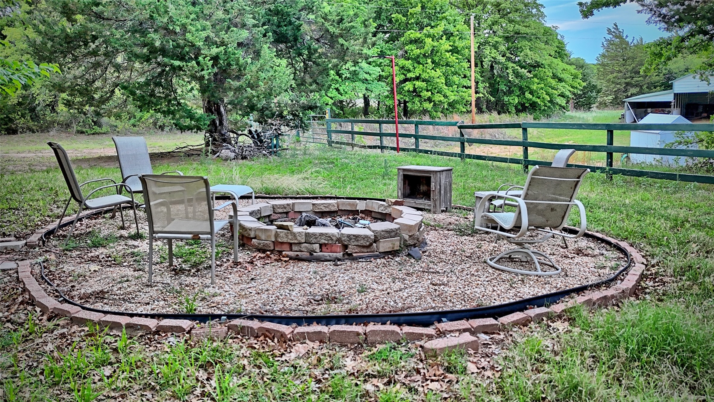 186 County Road 429 Muenster TX 76252