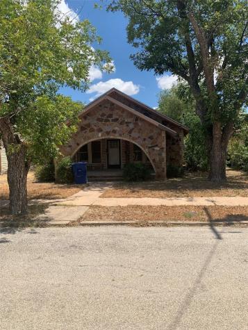 1510 Avenue D Brownwood TX 76801