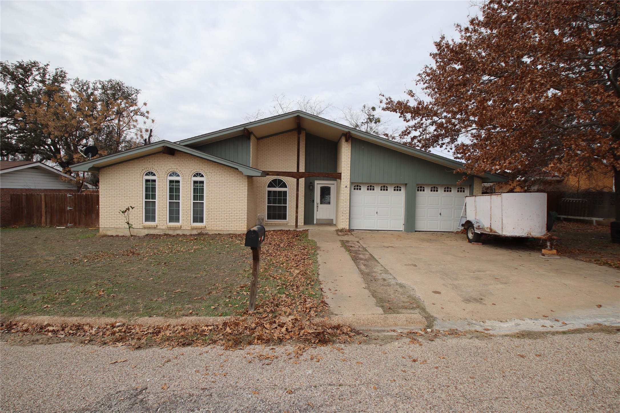 605 S Wieser Street Hamilton TX 76531