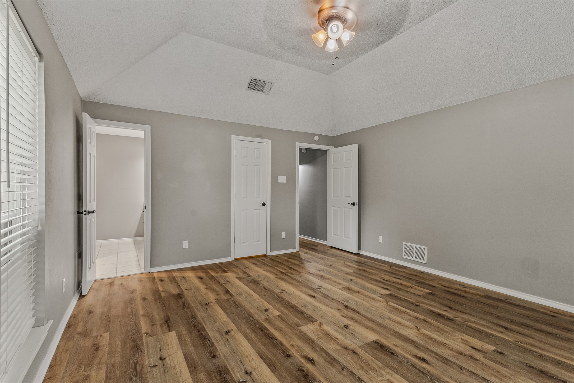 2513 Ridge Oak Court Garland TX 75044