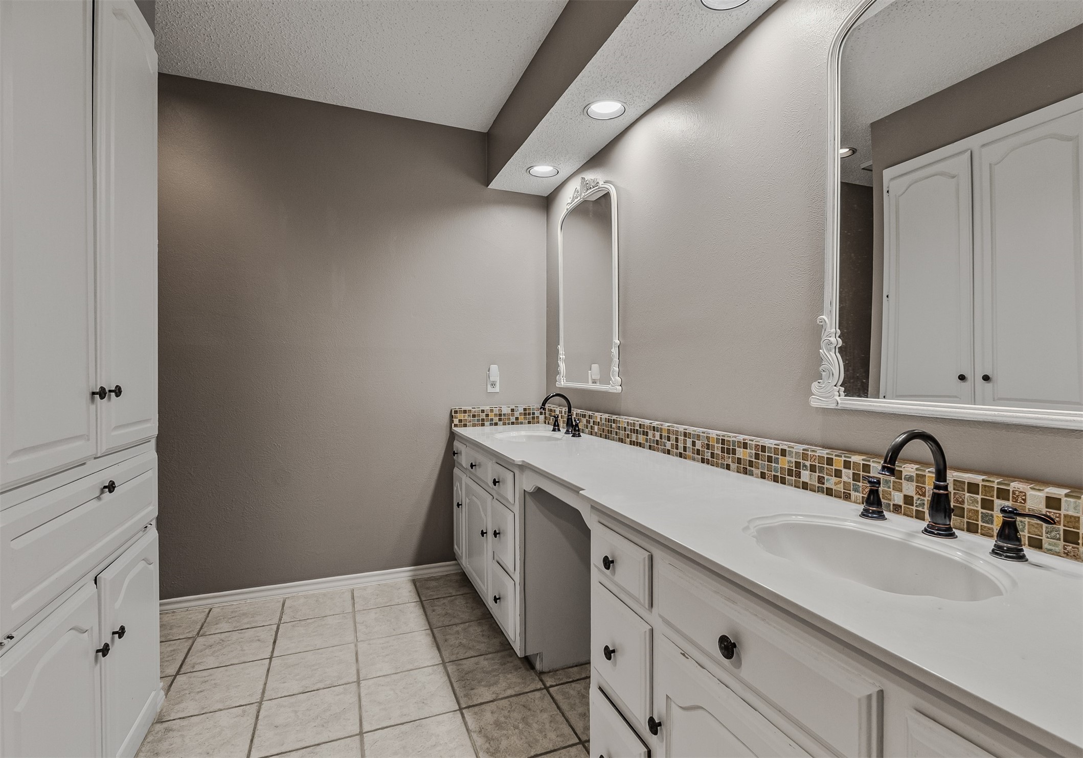 2513 Ridge Oak Court Garland TX 75044