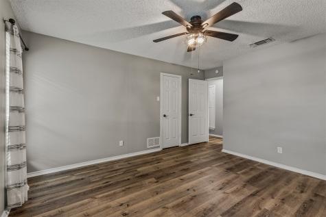 2513 Ridge Oak Court Garland TX 75044