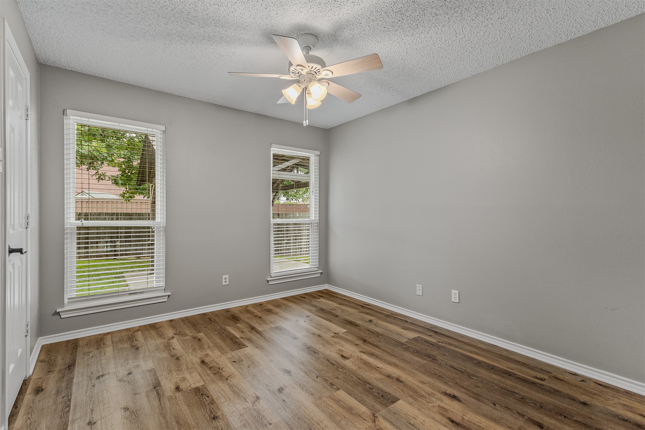 2513 Ridge Oak Court Garland TX 75044