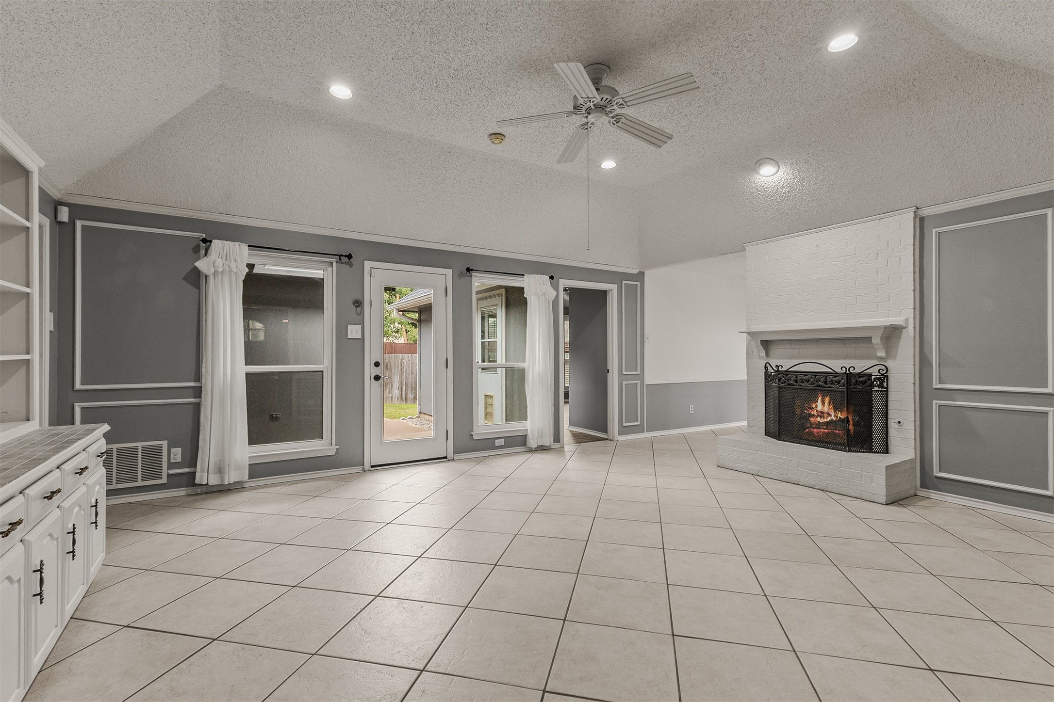 2513 Ridge Oak Court Garland TX 75044