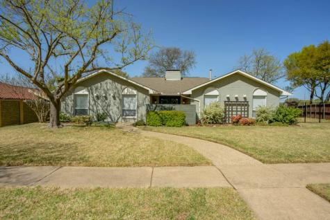 12515 Lochmeadows Drive Dallas TX 75244