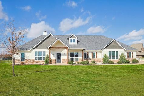 151 Hidden Lakes Boulevard Gunter TX 75058