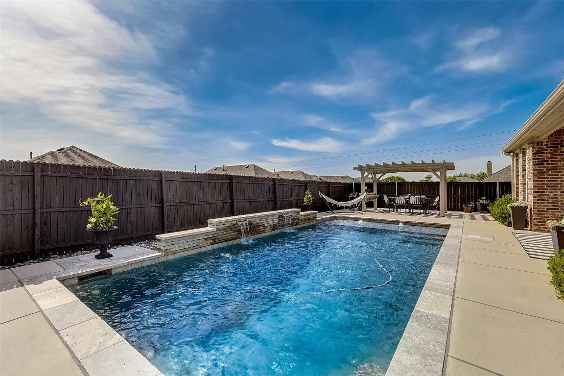 905 Swan Ridge Drive Sherman TX 75092