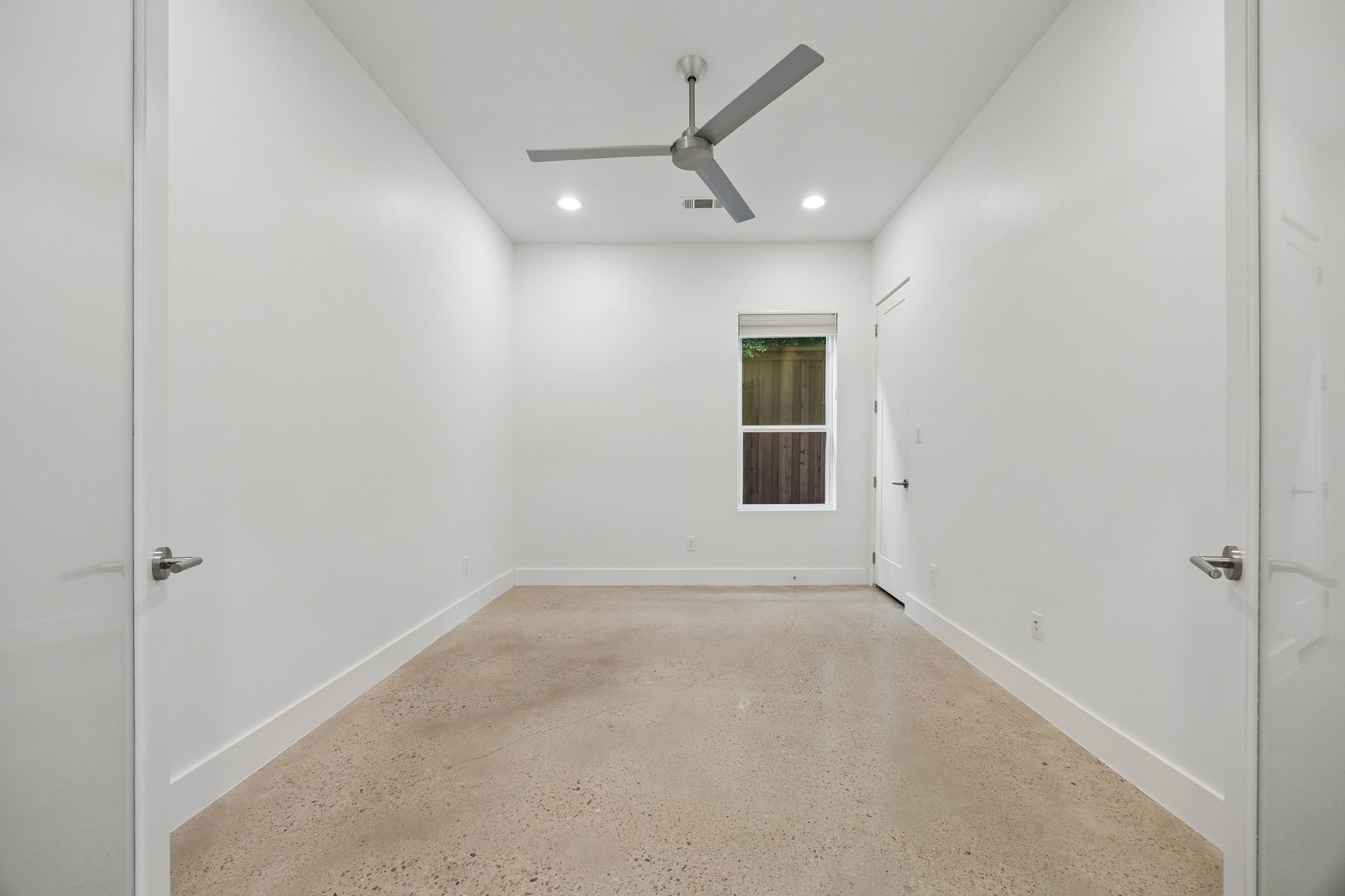 5011 Mission Avenue Dallas TX 75206
