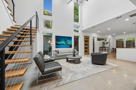 5011 Mission Avenue Dallas TX 75206