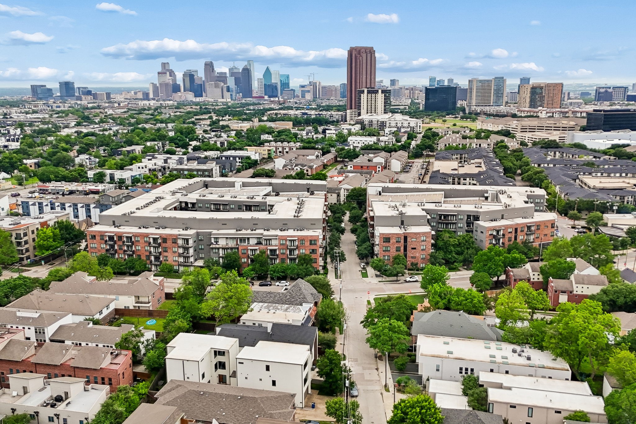 5011 Mission Avenue Dallas TX 75206
