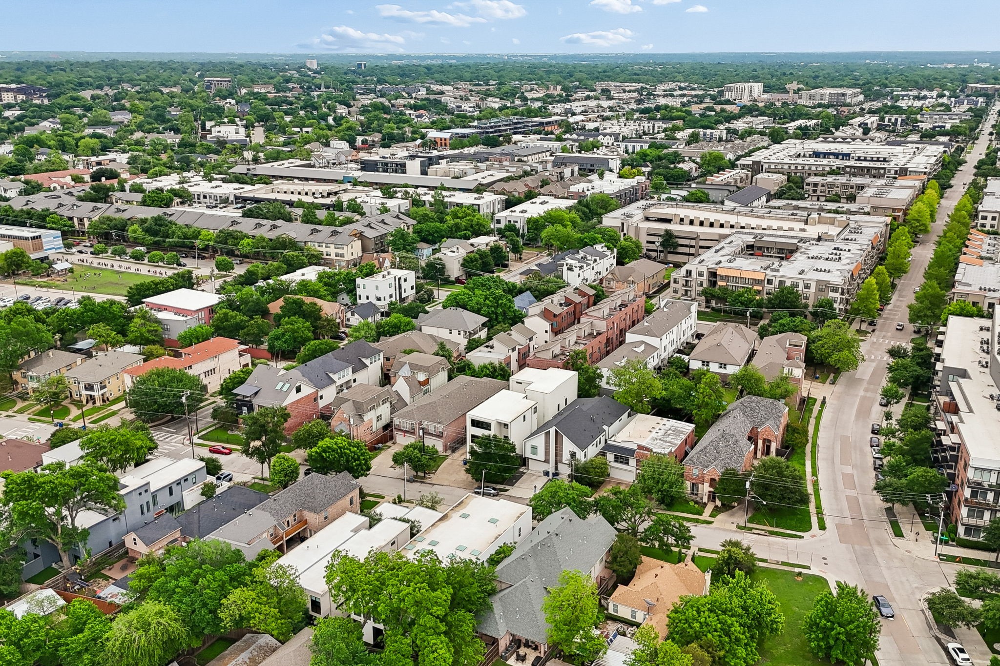 5011 Mission Avenue Dallas TX 75206