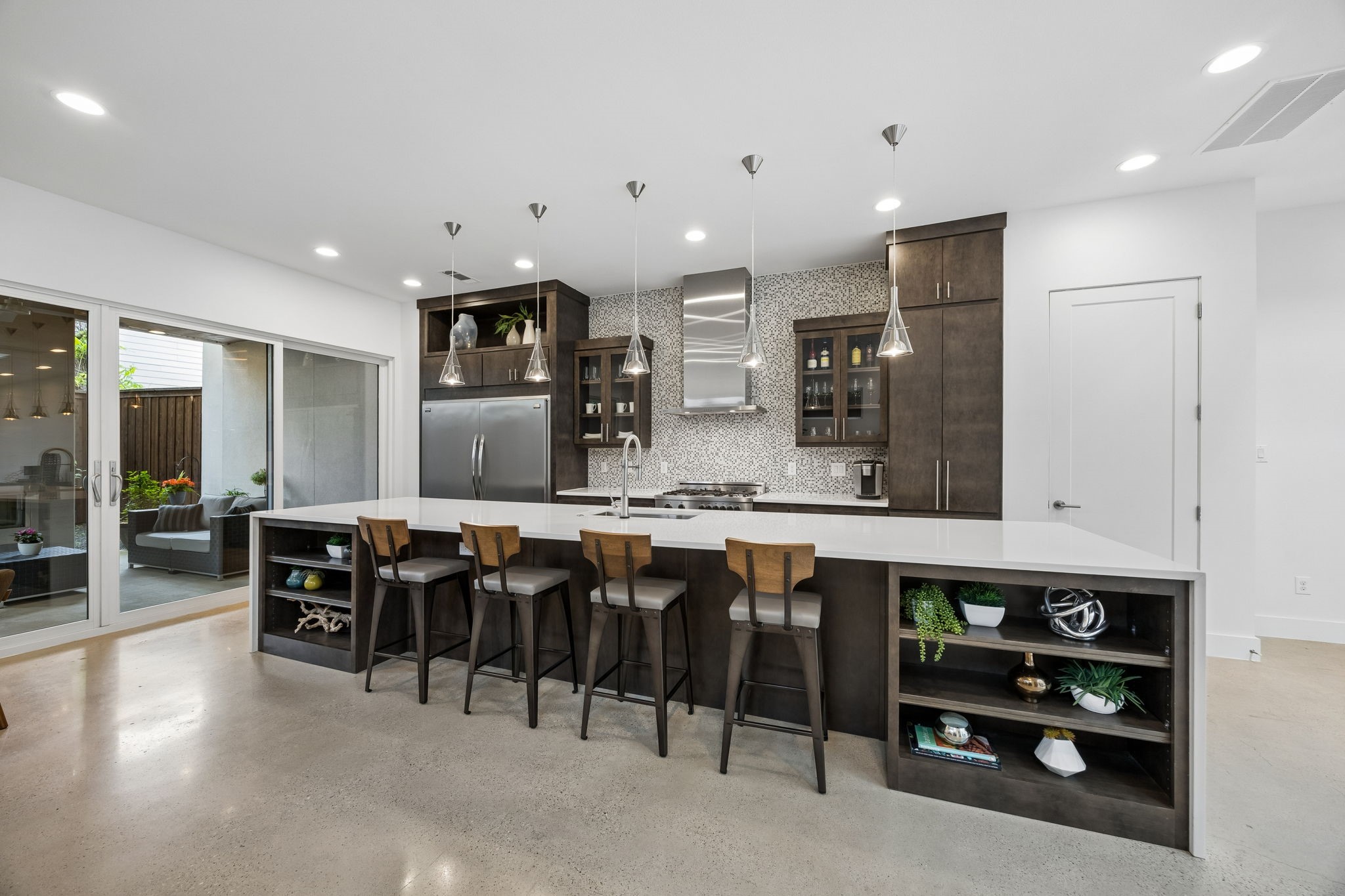 5011 Mission Avenue Dallas TX 75206
