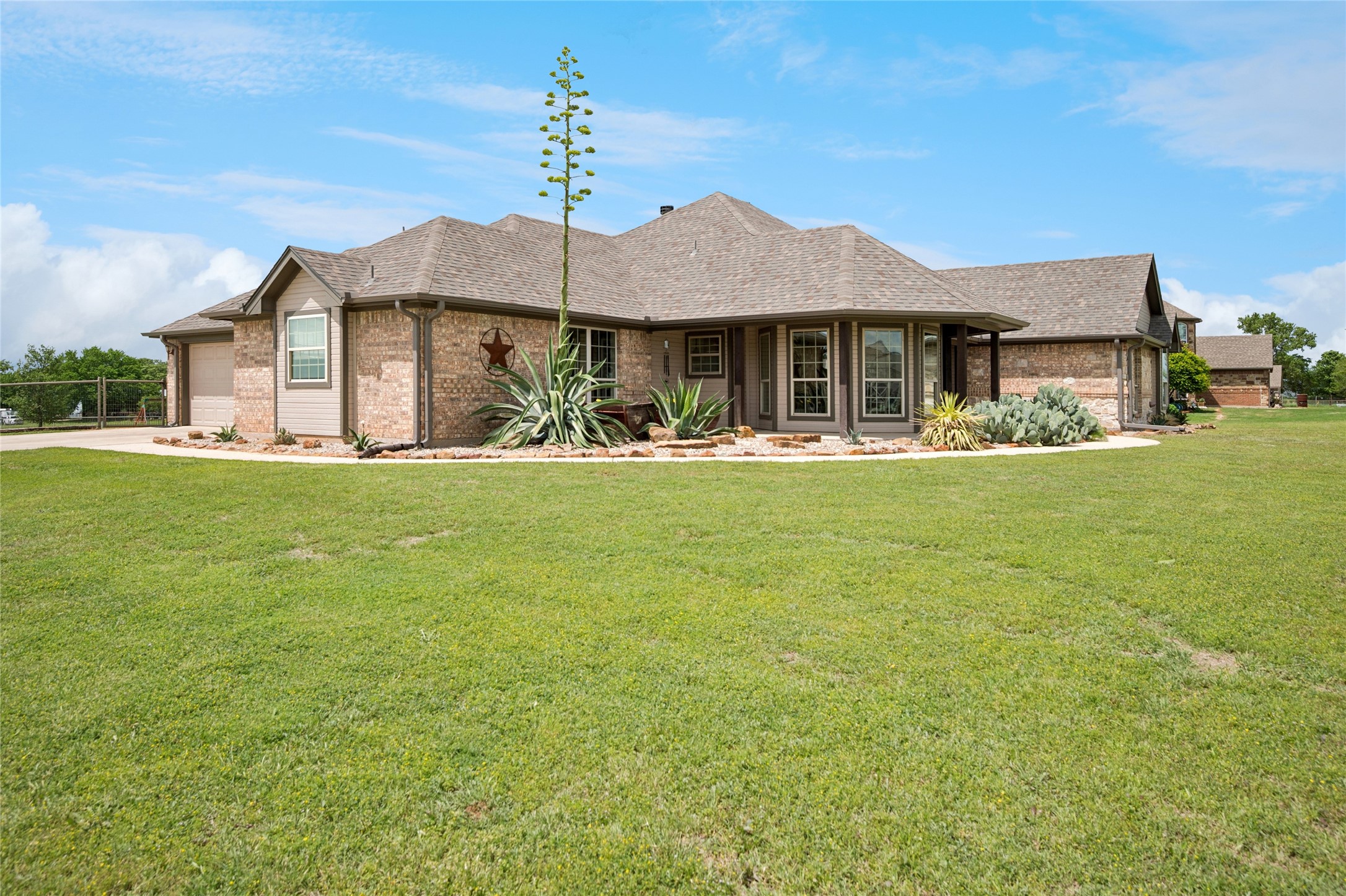 199 Newfield Lane Springtown TX 76082