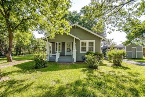 1006 N Border Street Cleburne TX 76031