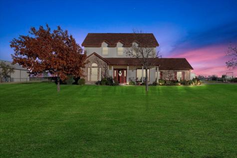 2533 Cheyenne Lane Crowley TX 76036