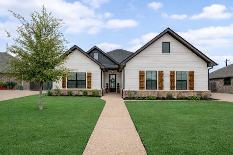 808 Gallant Fox Road Hewitt TX 76643