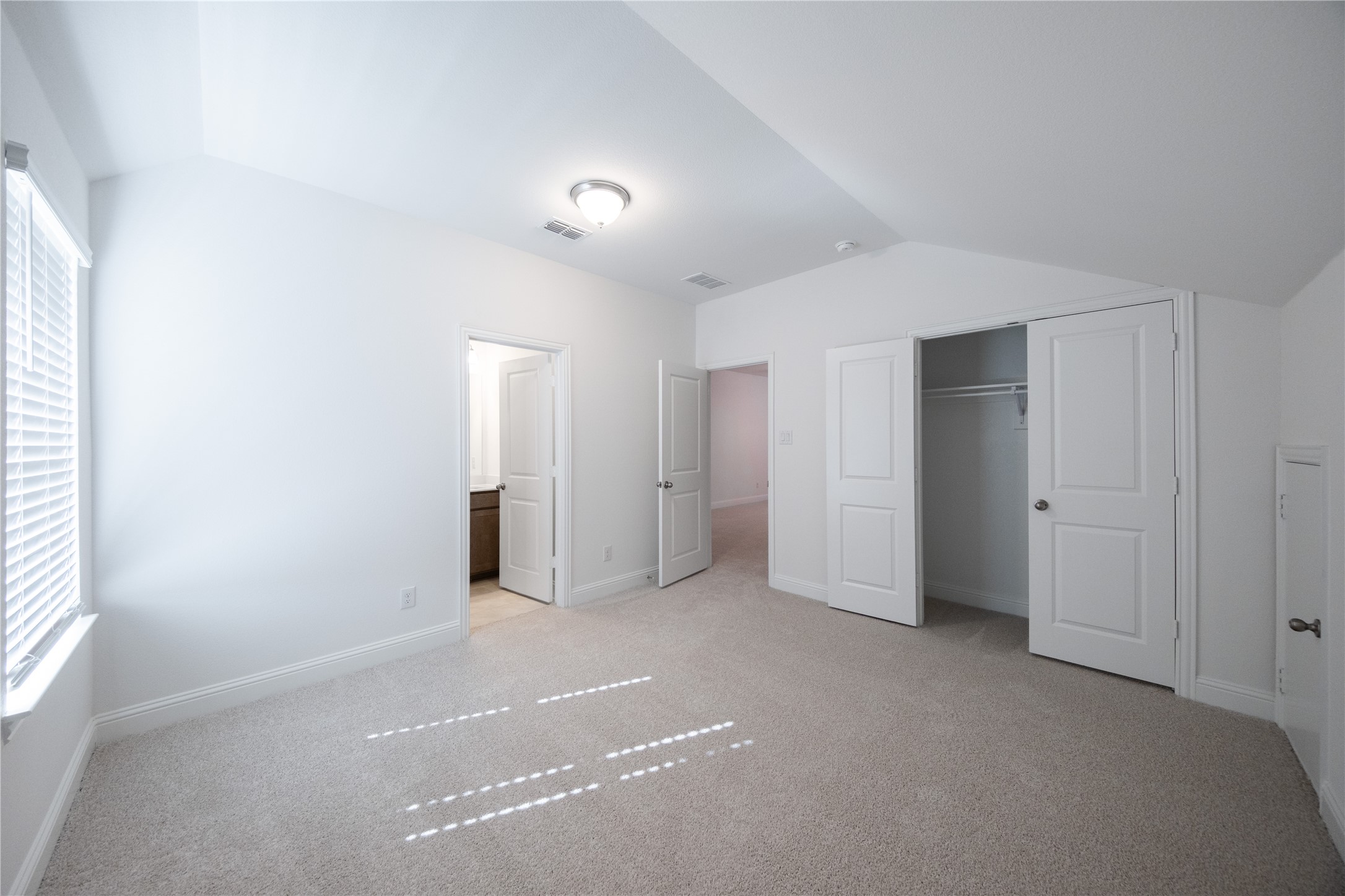 107 National Court Forney TX 75126