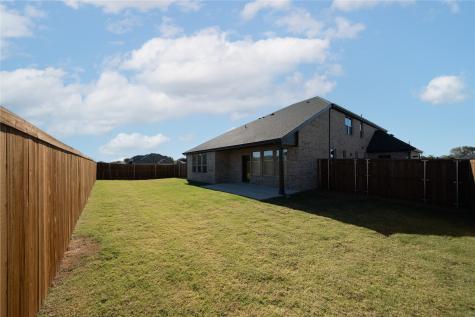 107 National Court Forney TX 75126