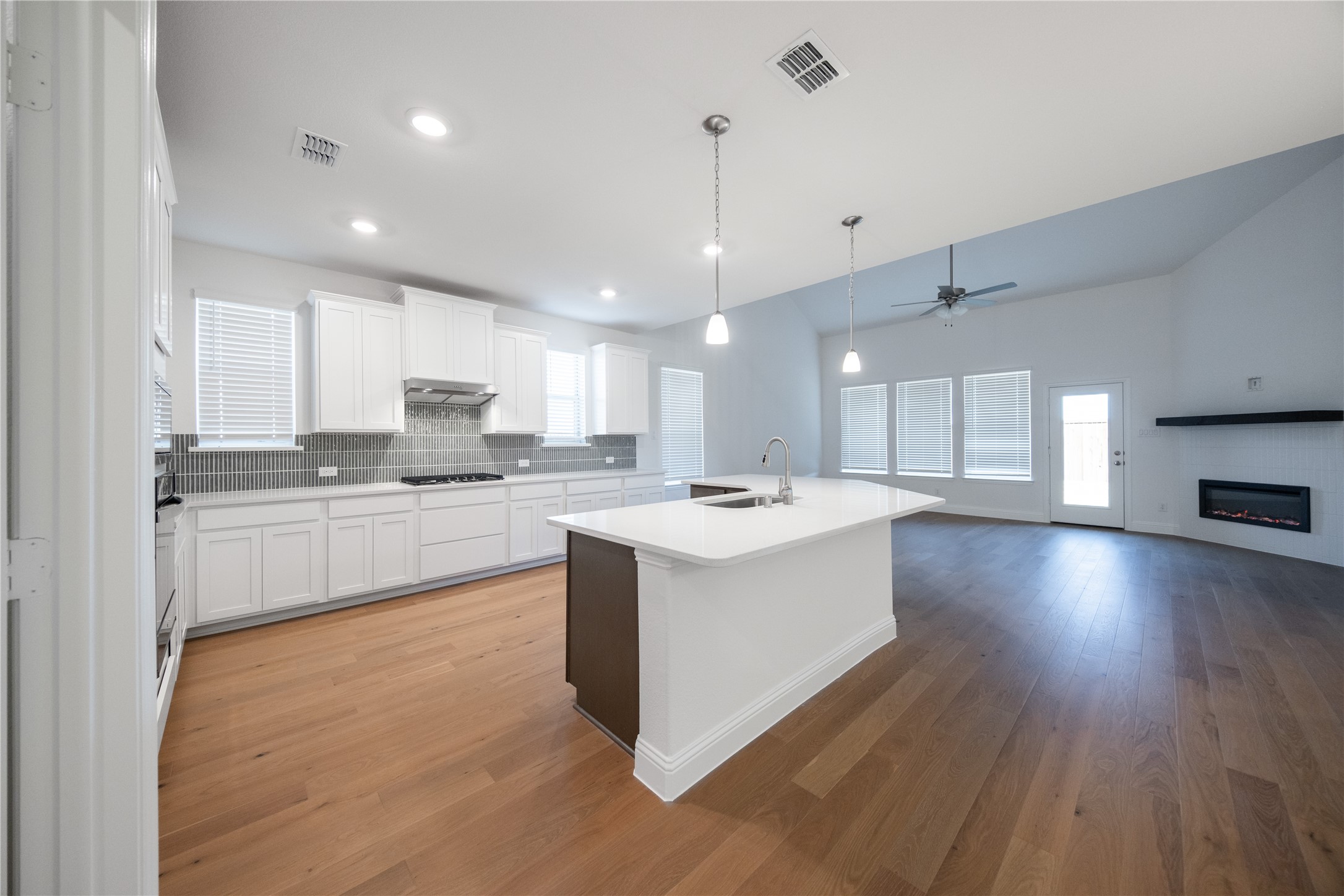 107 National Court Forney TX 75126