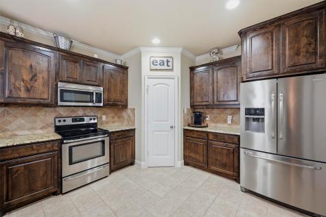 714 Mary Lee Lane Collinsville TX 76233