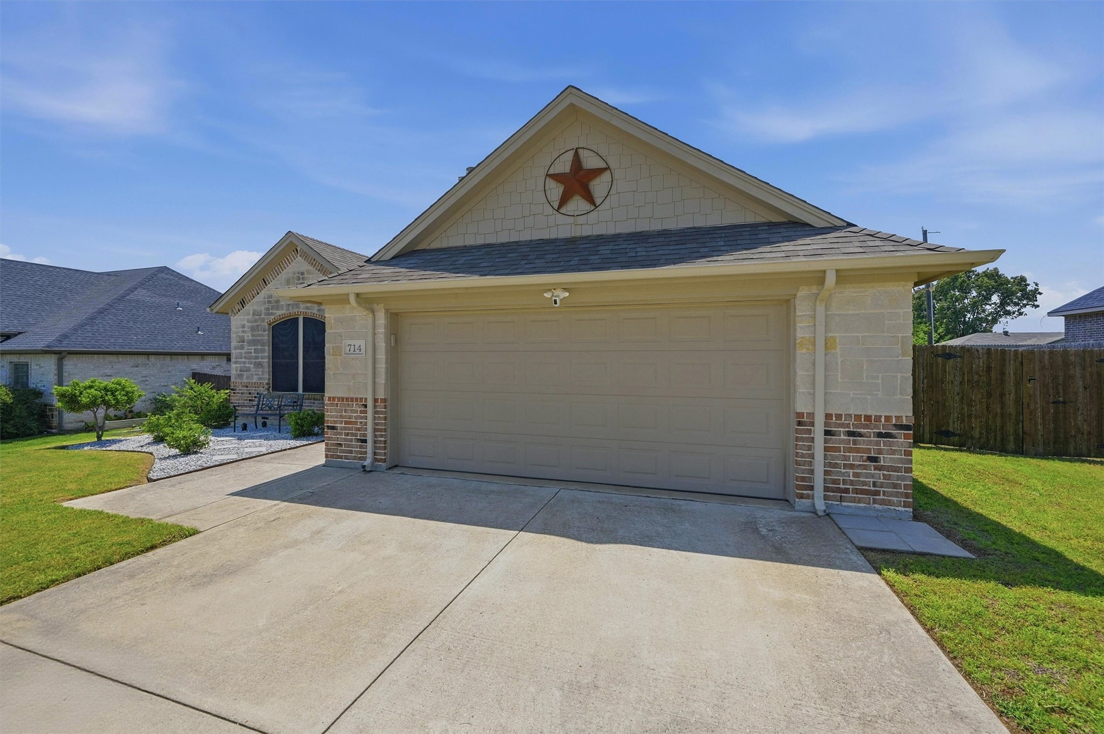 714 Mary Lee Lane Collinsville TX 76233