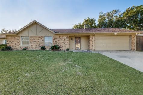 2602 Smouldering Wood Drive Arlington TX 76016