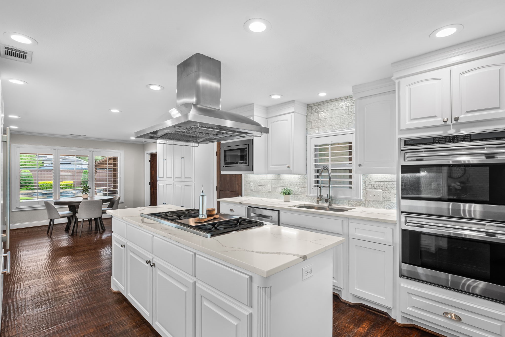 4432 Willow Lane Dallas TX 75244
