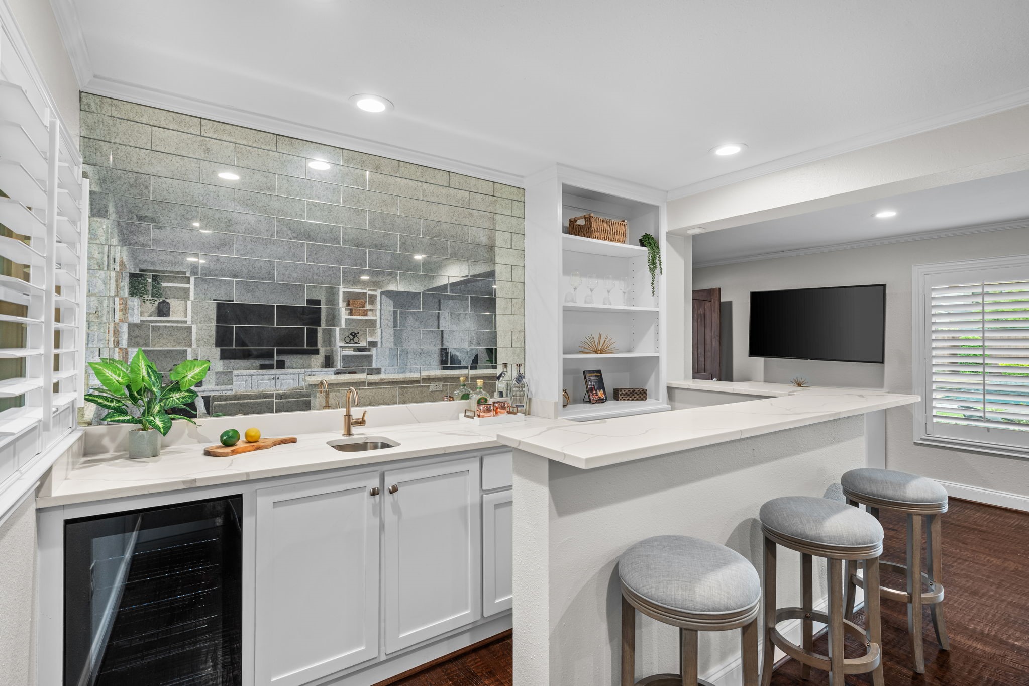 4432 Willow Lane Dallas TX 75244
