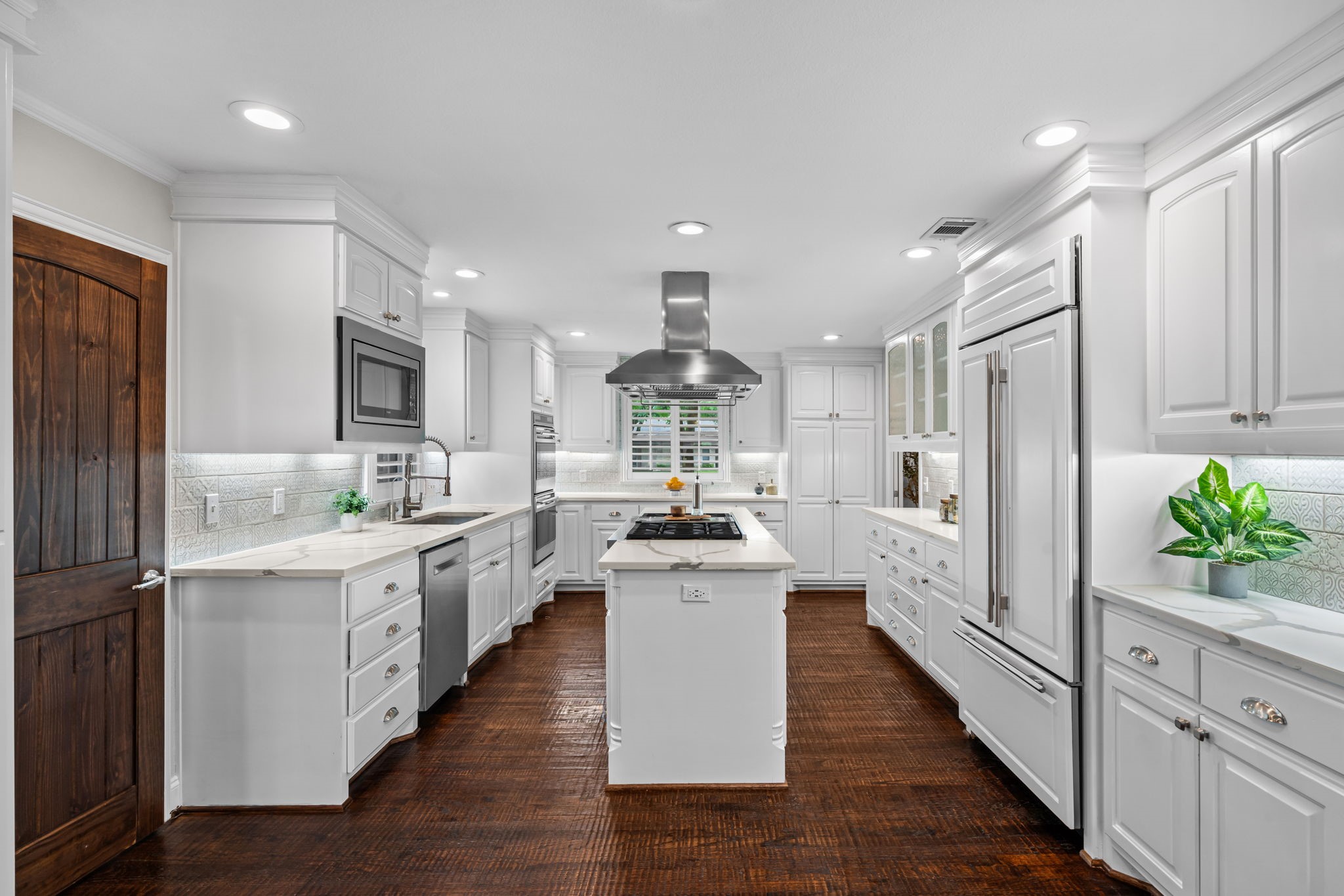 4432 Willow Lane Dallas TX 75244