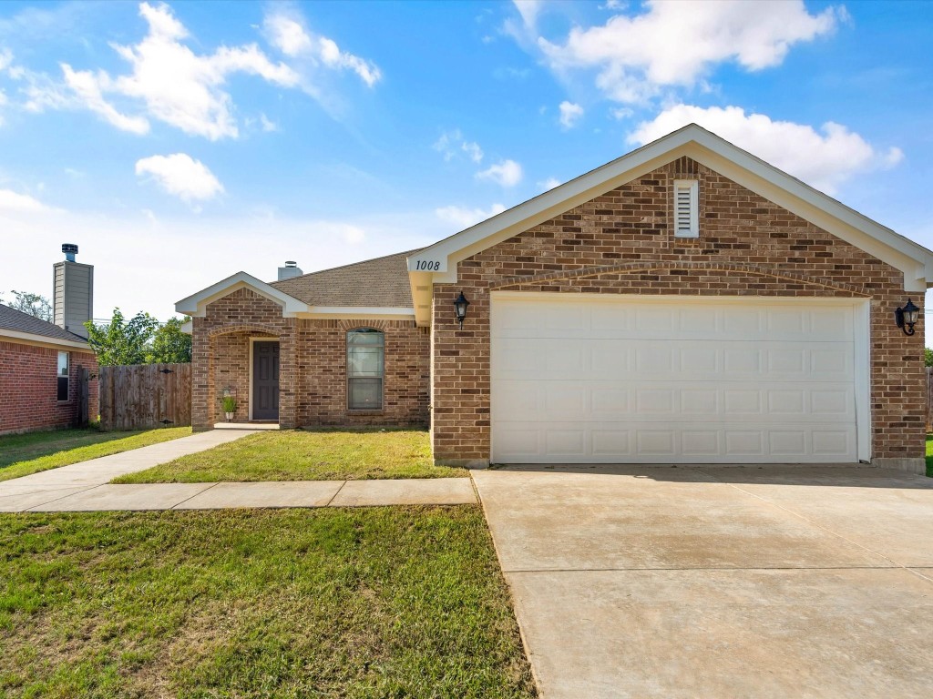 1008 Trinidad Drive Fort Worth TX 76140