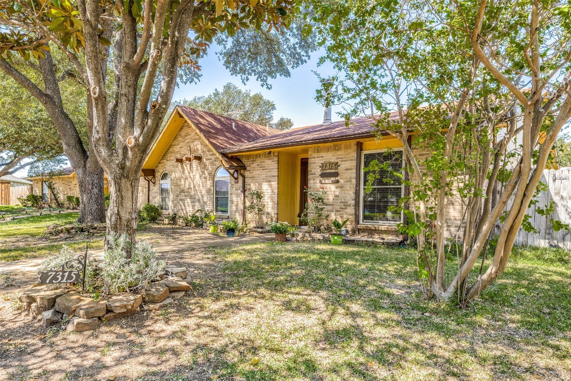 7315 Chinaberry Road Dallas TX 75249
