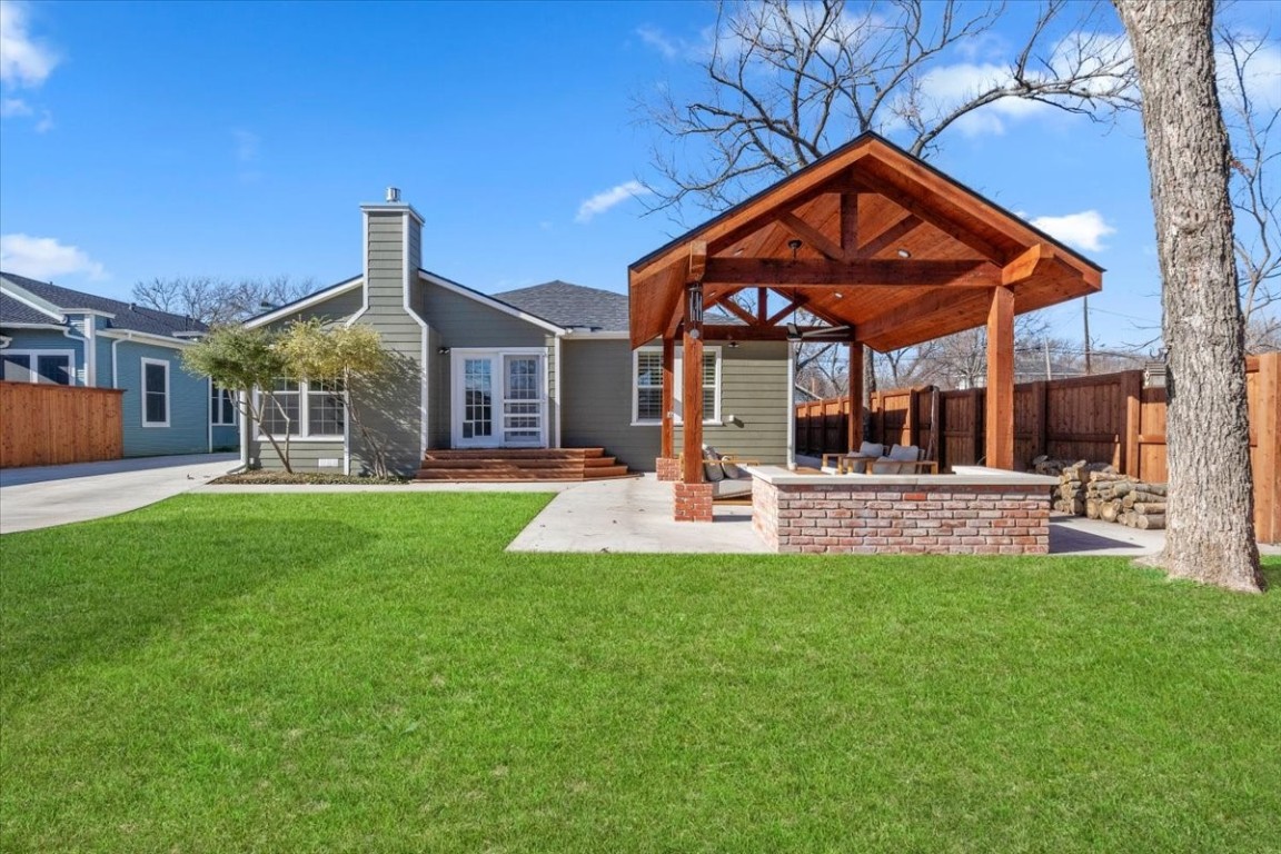 1119 N Hopson Street Sherman TX 75092