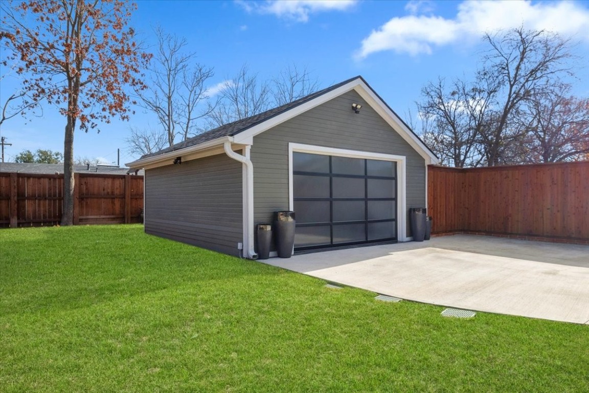 1119 N Hopson Street Sherman TX 75092