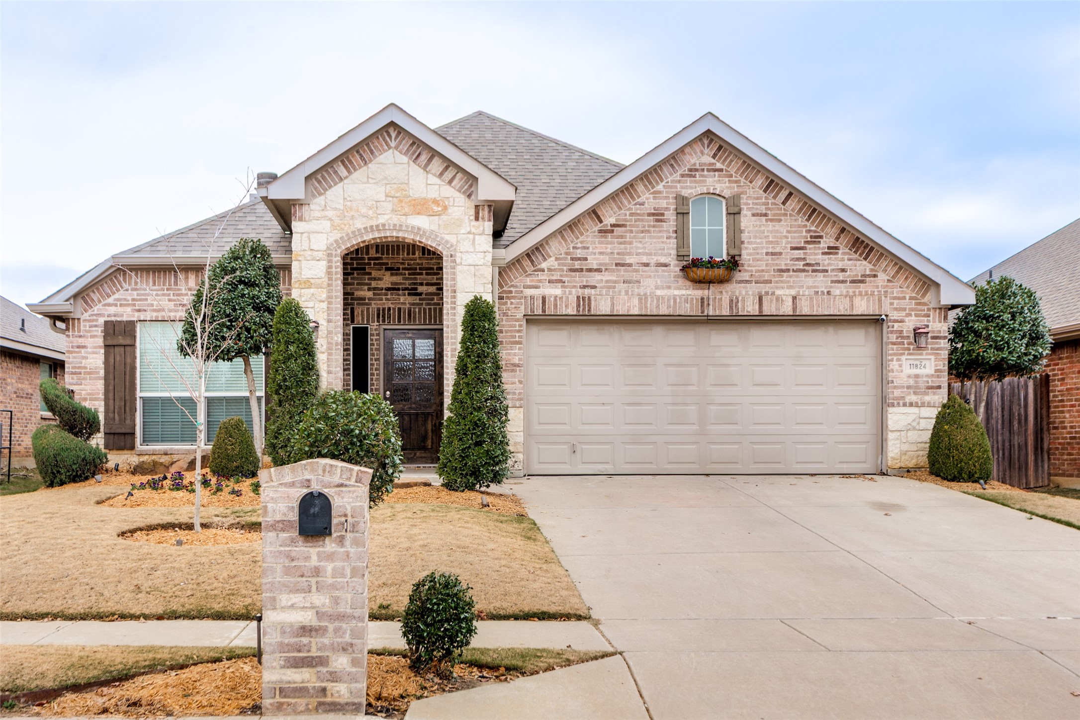 11824 Bellegrove Road Burleson TX 76028