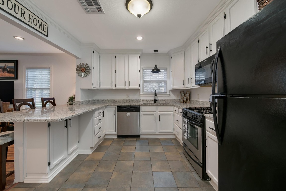 403 N Avenue N Clifton TX 76634