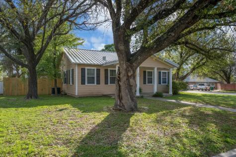 403 N Avenue N Clifton TX 76634