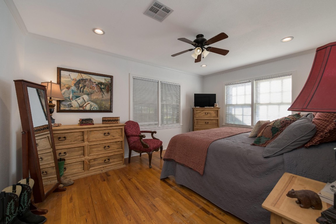 403 N Avenue N Clifton TX 76634