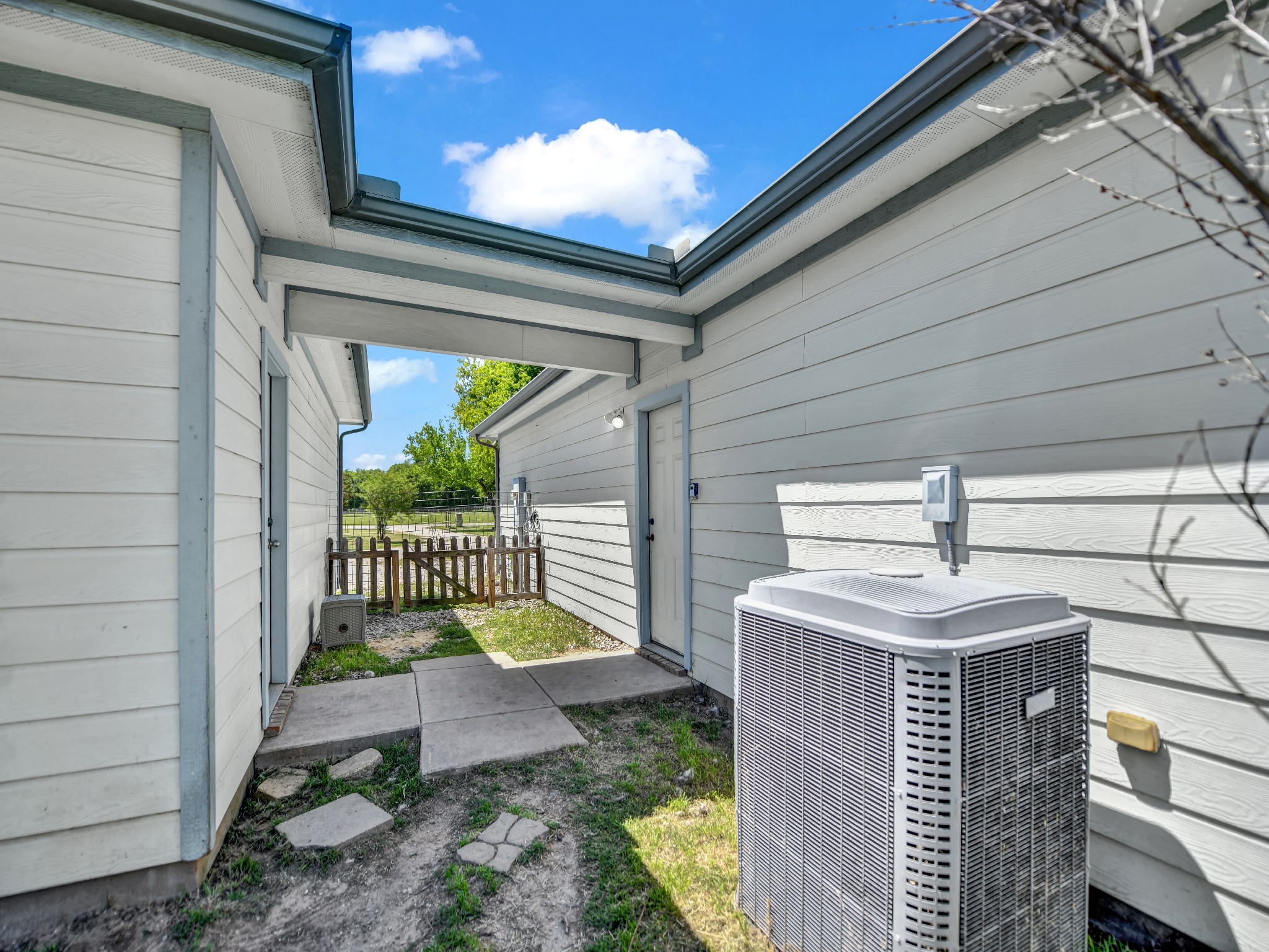 400 Deer Valley Road Weatherford TX 76085