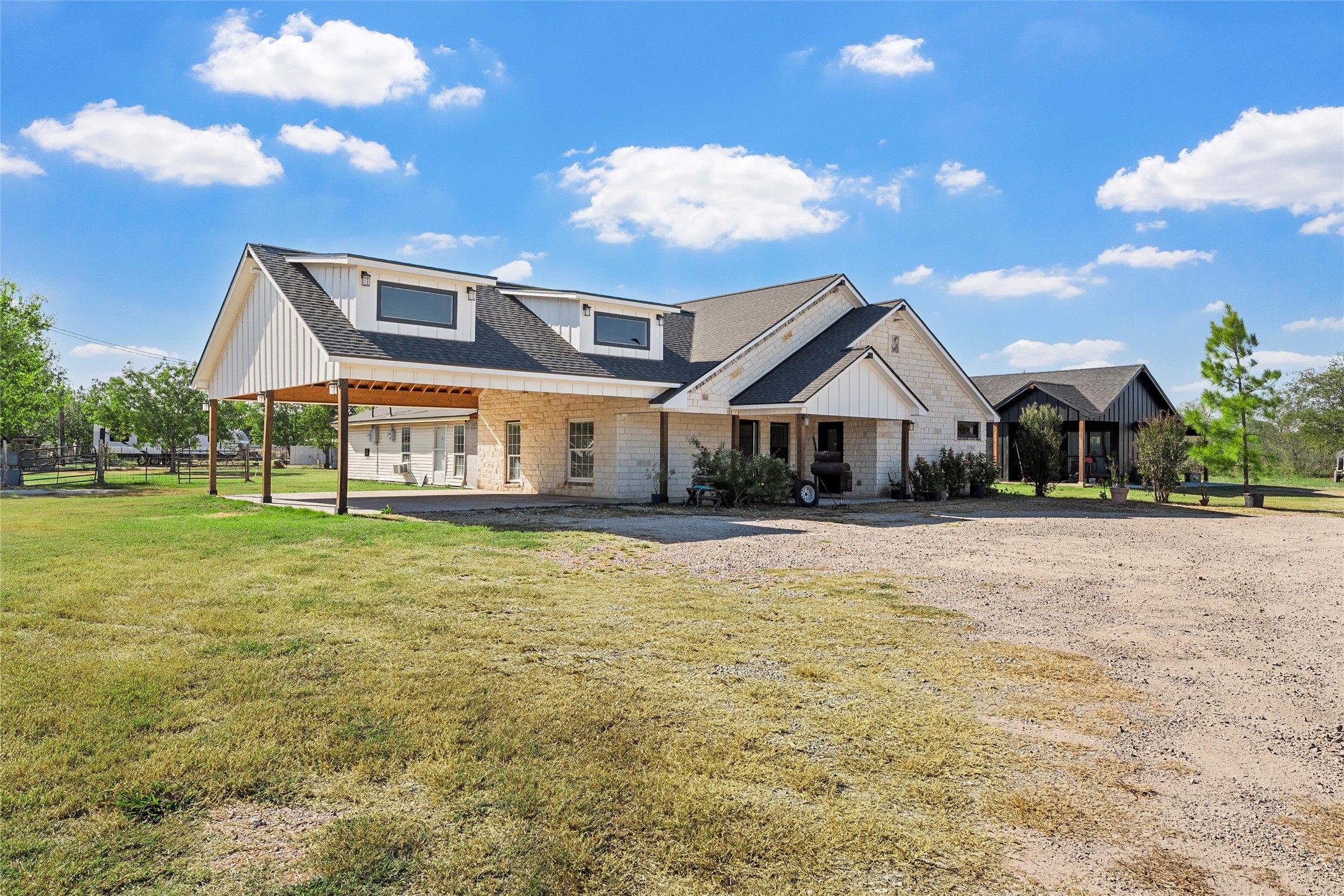 979 Old Mexia Road Waco TX 76705
