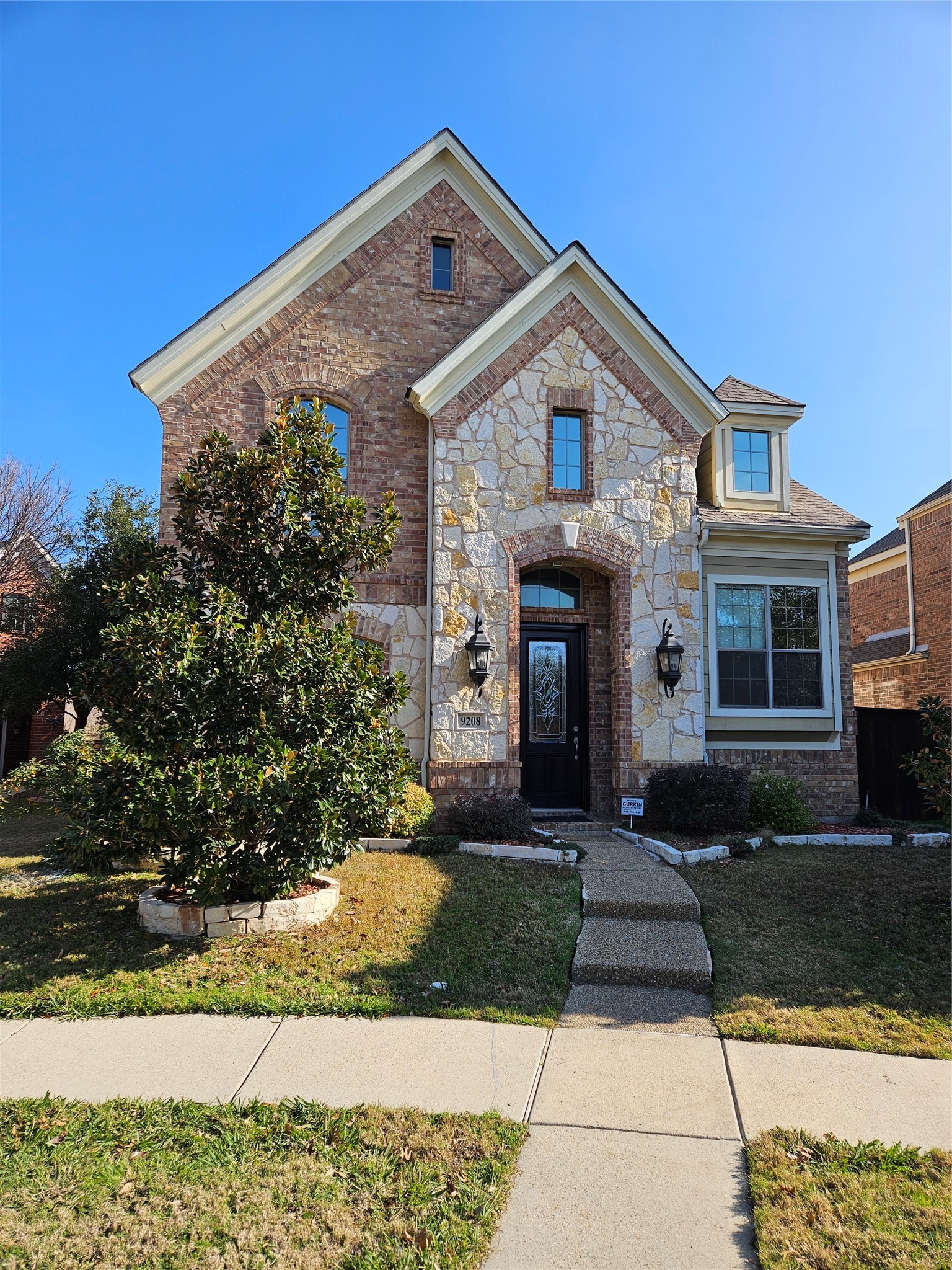 9208 Dillon Trail Irving TX 75063