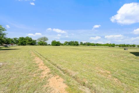 1630 County Road 262 Stephenville TX 76401