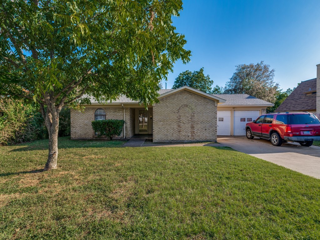 3654 Rough Creek Road Forest Hill TX 76140