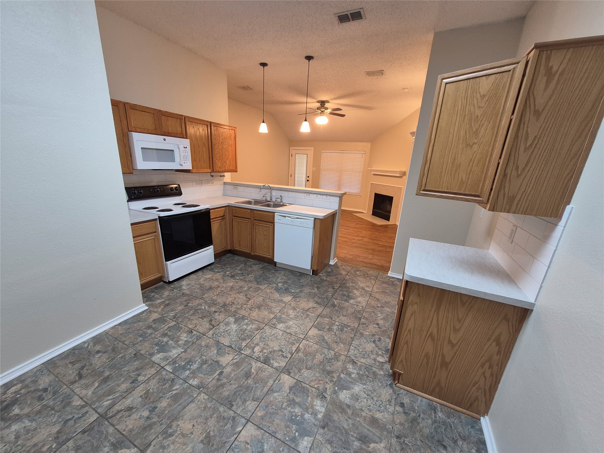 1001 Rock Springs Drive Burleson TX 76028