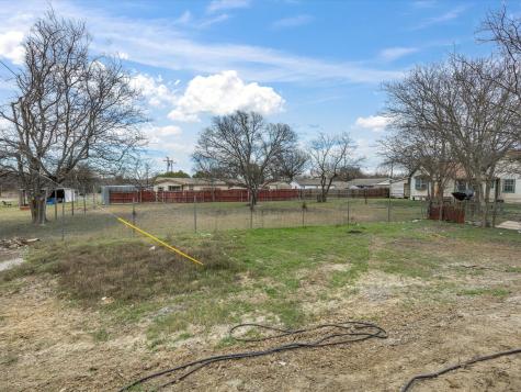 108 N Couch Street Italy TX 76651