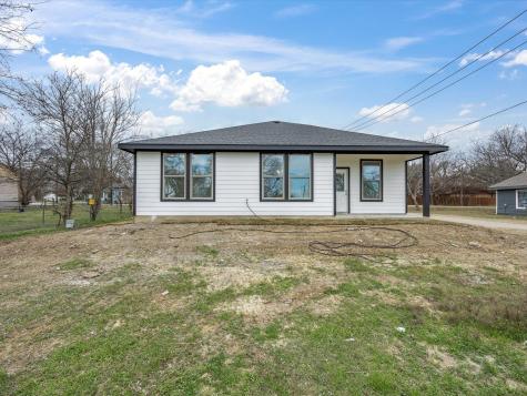 108 N Couch Street Italy TX 76651