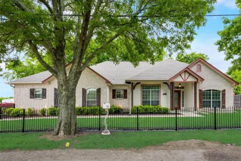 226 E 5th Street Lancaster TX 75146