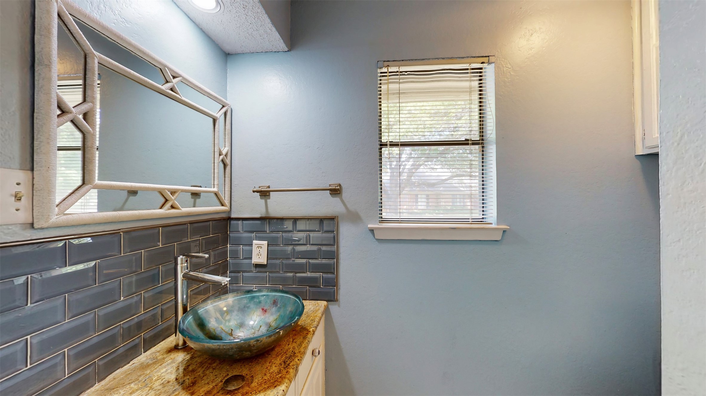 6851 Shorecrest Court Fort Worth TX 76132